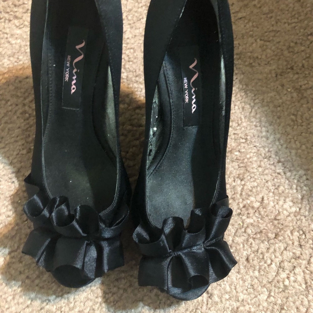 Women black hell size 5.5
